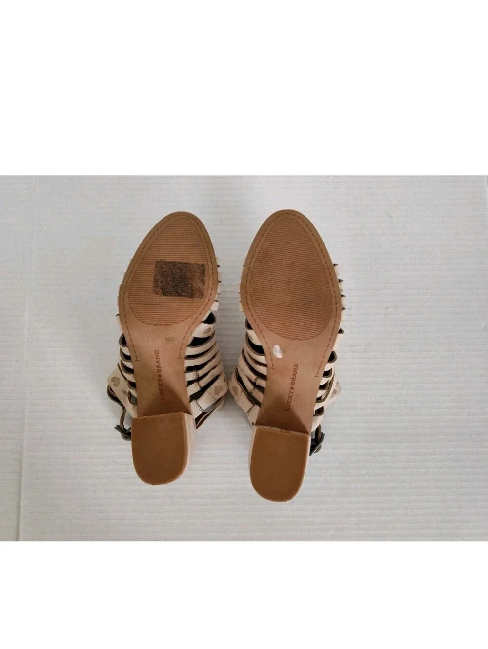 Lucky Brand neutral beige
